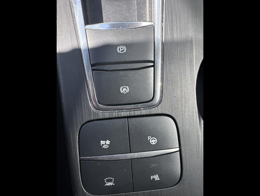 Ford Kuga 2.5 Duratec 190ch Fhev E85 St-line Bva - Visuel #20