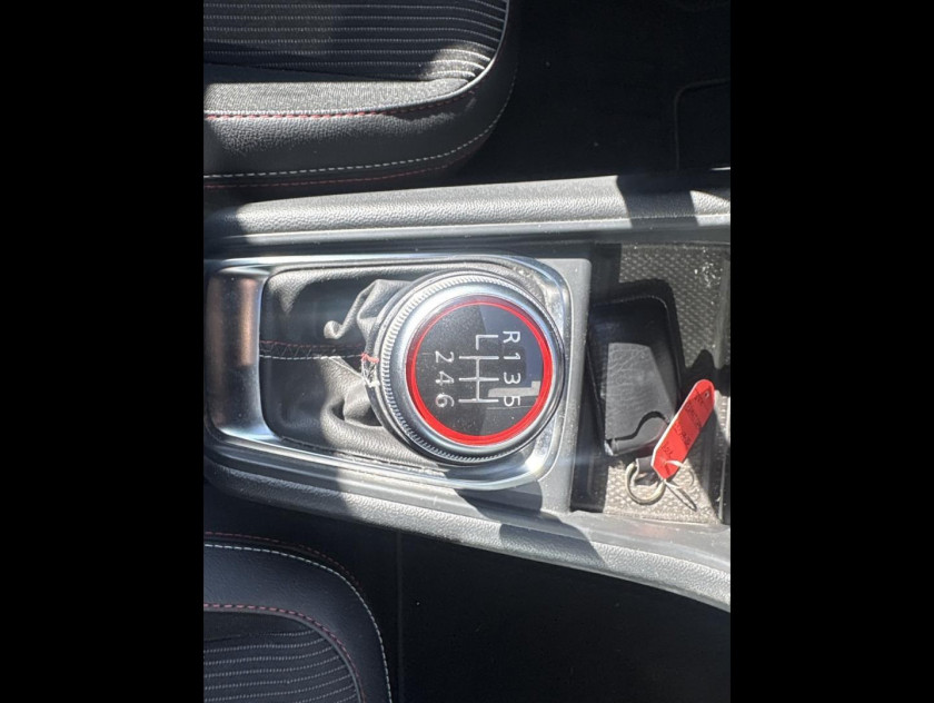 Renault Captur 1.3 Tce Mild Hybrid 140ch Rs Line - Visuel #8