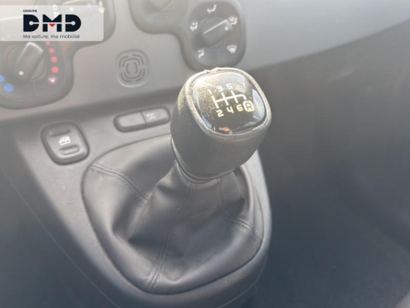 Fiat Panda 1.0 70ch Bsg S&s City - Visuel #8