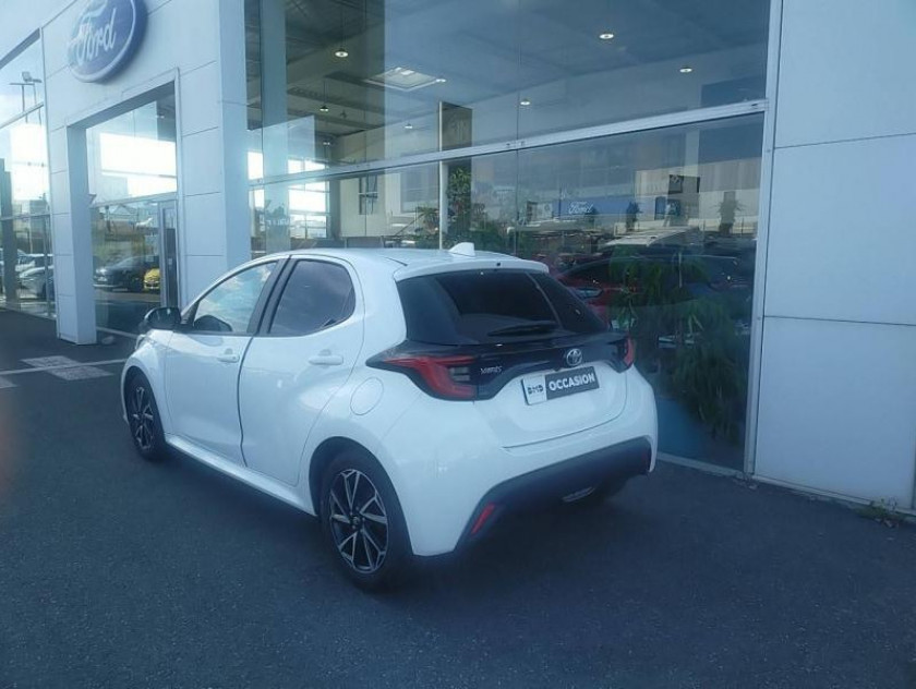 Toyota Yaris 70 Vvt-i Design 5p - Visuel #3