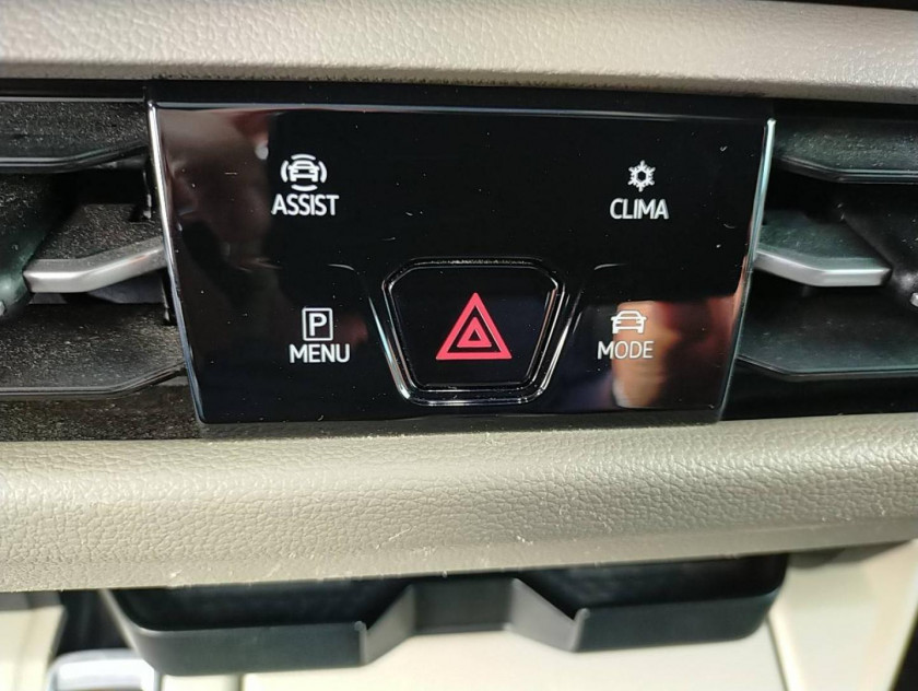 Volkswagen Multivan 1.4 Ehybrid 218ch Energetic Court Dsg6 - Visuel #14