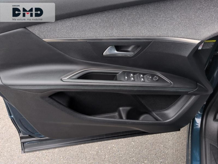 Peugeot 3008 Hybrid 225ch Allure Pack E-eat8 - Visuel #15