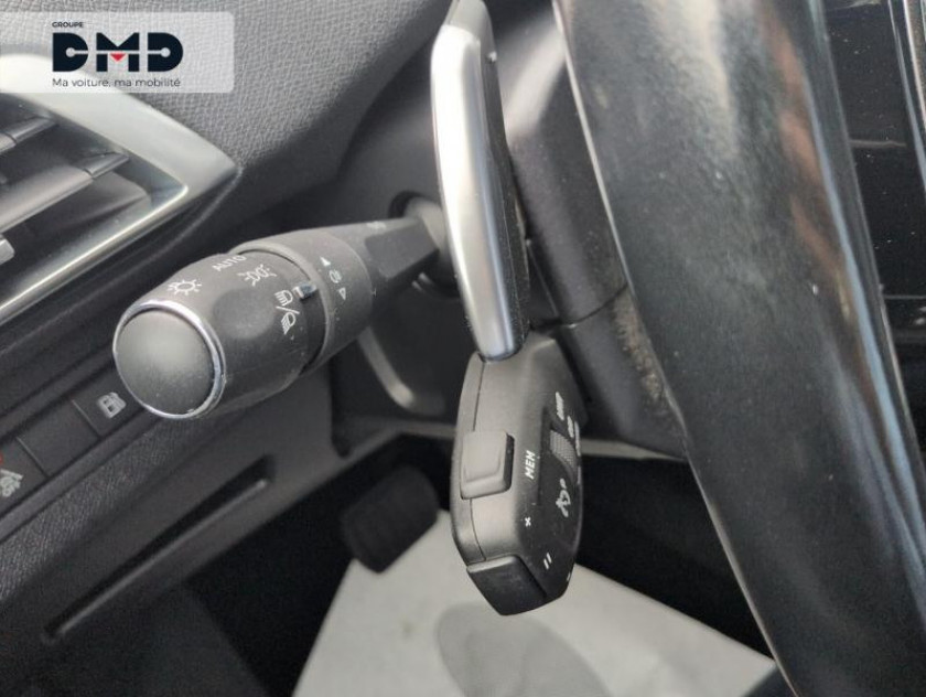 Peugeot 3008 Hybrid 225ch Allure Pack E-eat8 - Visuel #16