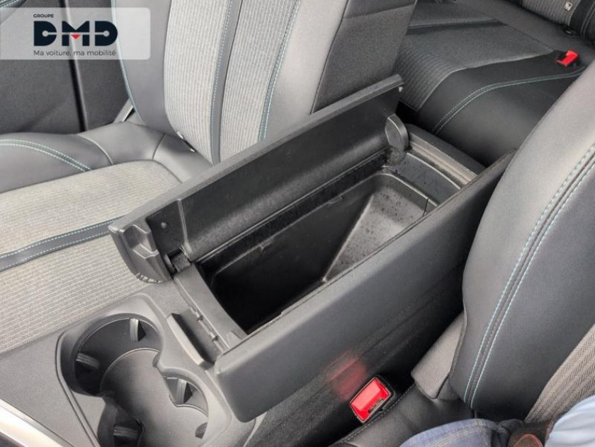 Peugeot 3008 Hybrid 225ch Allure Pack E-eat8 - Visuel #20