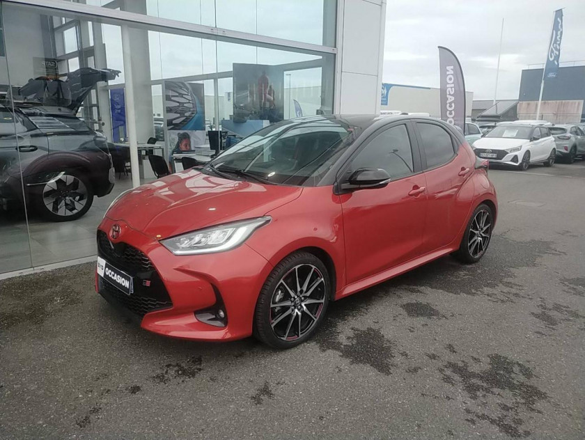 Toyota Yaris 116h Gr Sport 5p My22 - Visuel #1