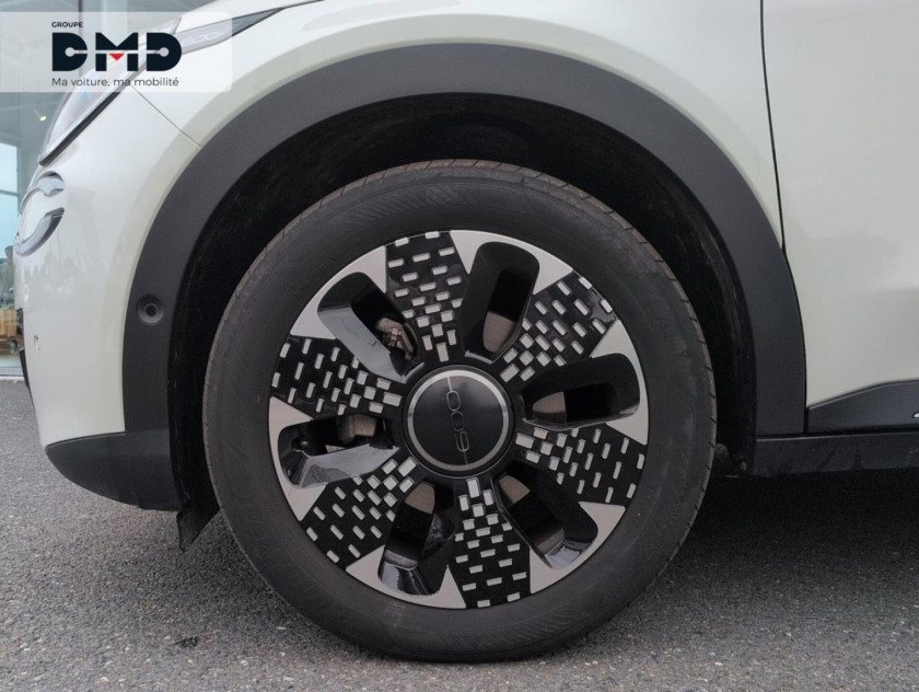 Fiat 600 1.2 Hybrid Turbo 110ch La Prima Edct6 - Visuel #13