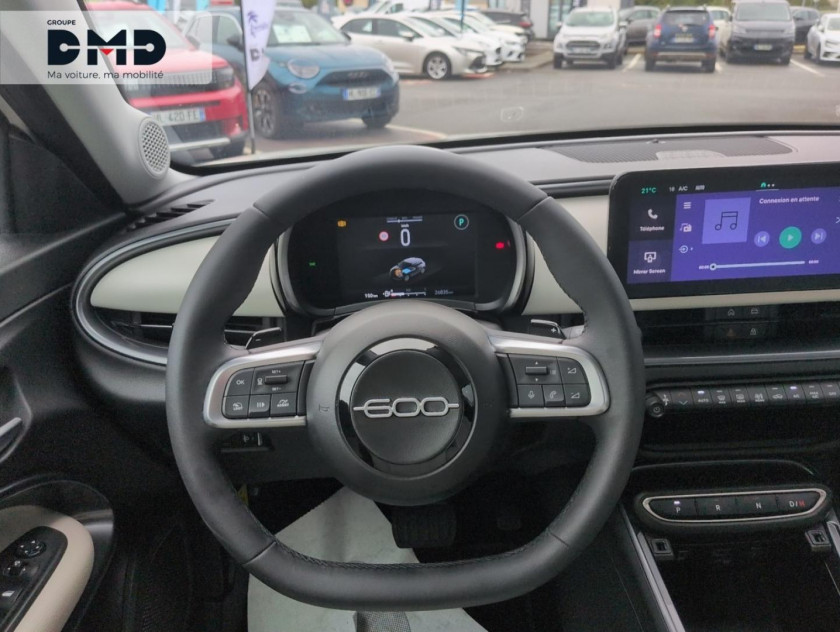 Fiat 600 1.2 Hybrid Turbo 110ch La Prima Edct6 - Visuel #7