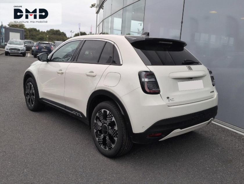 Fiat 600 1.2 Hybrid Turbo 110ch La Prima Edct6 - Visuel #3