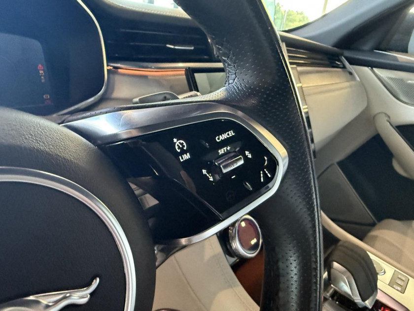 Jaguar F-pace P400e Plug-in-hybrid R-dynamic Se Bva8 Awd - Visuel #17
