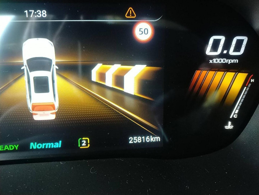 MG Motor Zs 1.5 Hybrid+ 197ch Luxury - Visuel #16