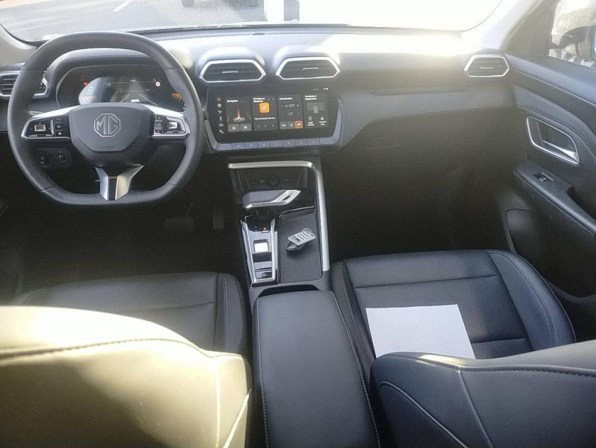 MG Motor Zs 1.5 Hybrid+ 197ch Luxury - Visuel #5