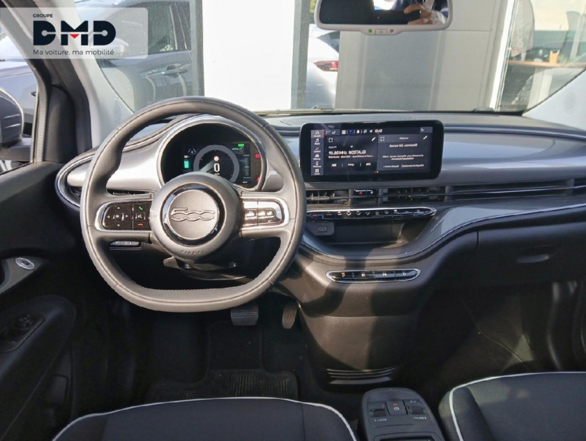Fiat 500 E 118ch Pack Confort & Style & Tech My23 - Visuel #7