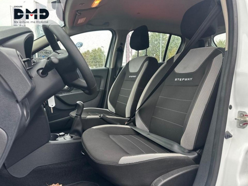 Dacia Sandero 1.0 Sce 75ch Urban Stepway - 20 - Visuel #10