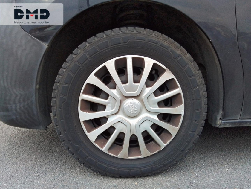 Toyota Proace Medium 2.0 D-4d 120 Business My20 - Visuel #13