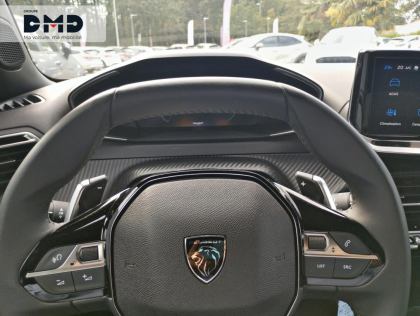 Peugeot 2008 1.2 Hybrid 136ch Allure E-dcs6 - Visuel #11