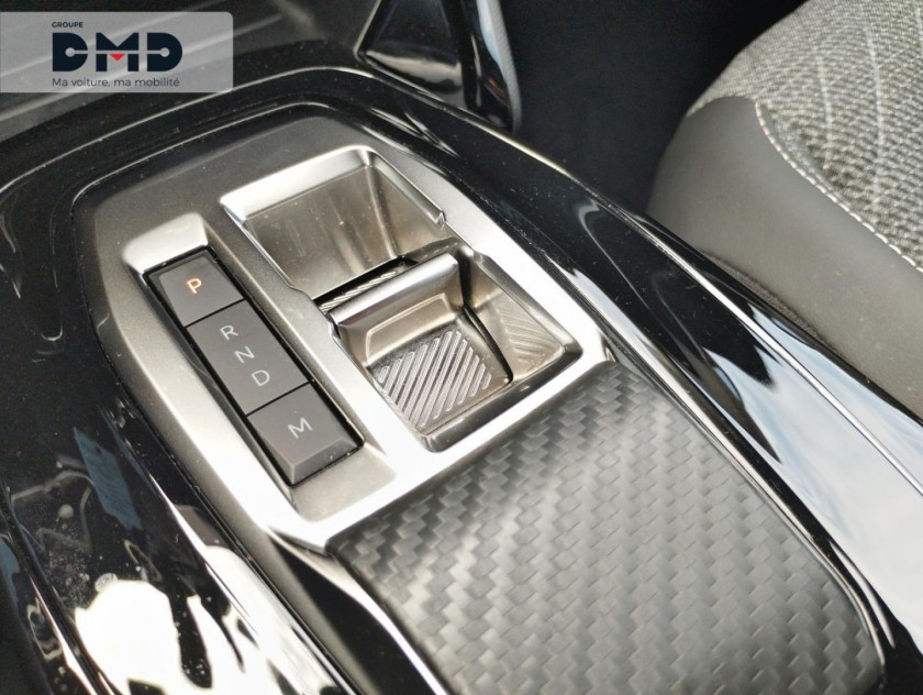 Peugeot 2008 1.2 Hybrid 136ch Allure E-dcs6 - Visuel #15