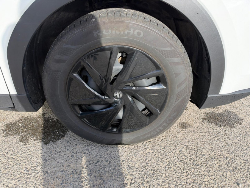 MG Motor Zs 1.5 Hybrid+ 197ch Standard - Visuel #13