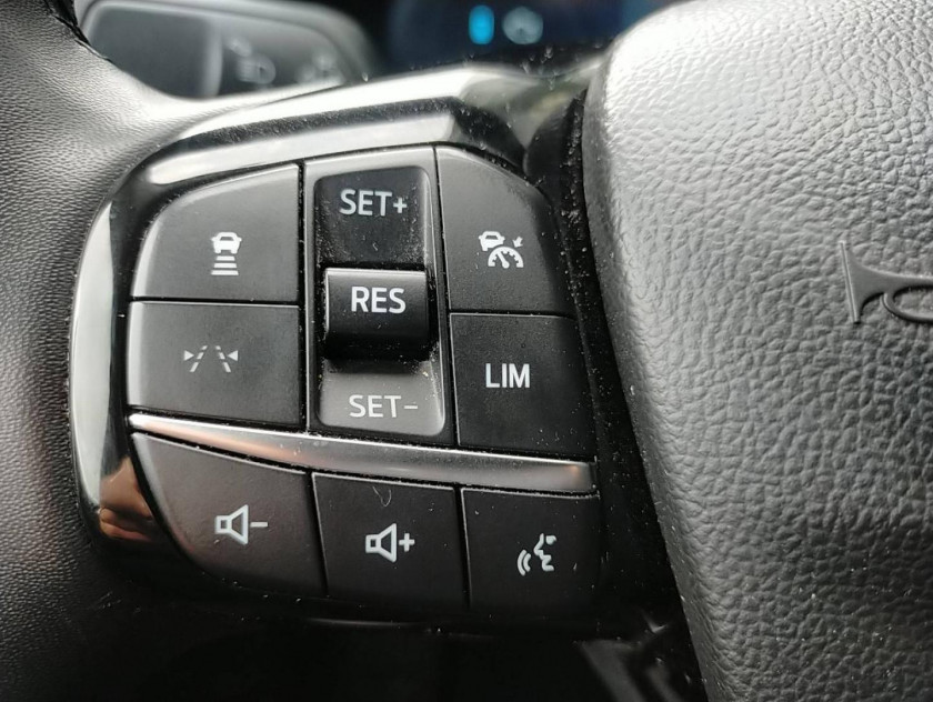 Ford Kuga 2.5 Duratec 180ch Hybrid Flexifuel Titanium Business Powershift - Visuel #16
