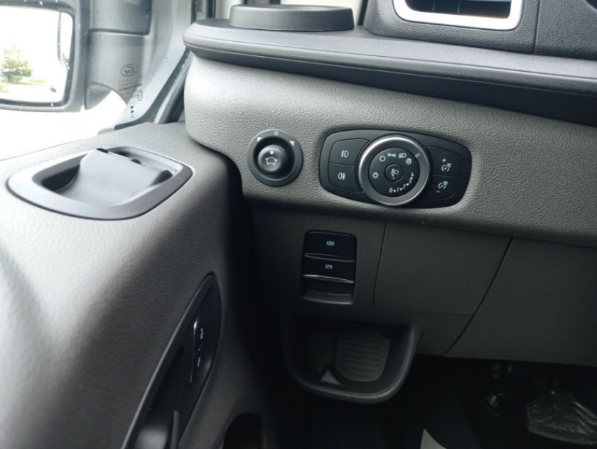 Ford Transit 2t Fg Pe 350 L2h2 198 Kw Batterie 75/68 Kwh Trend Business - Visuel #9