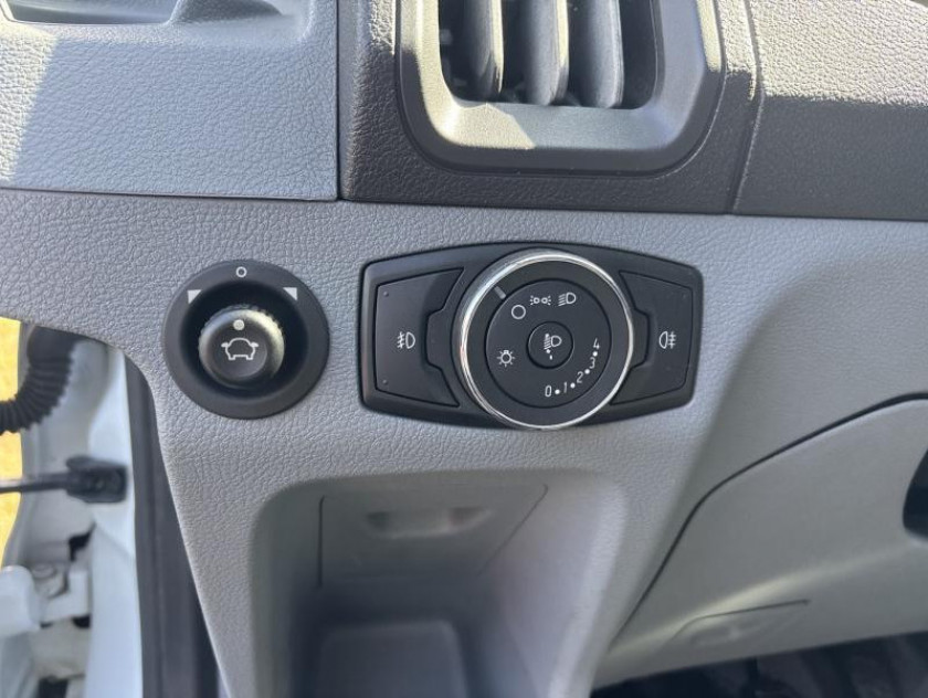 Ford Transit 2t Fg T330 L3h3 2.0 Ecoblue 130ch S&s Trend Business Bva - Visuel #10