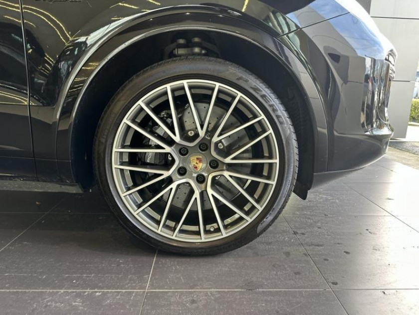 Porsche Cayenne Coupe 4.0 V8 680ch Turbo S E-hybrid - Visuel #10
