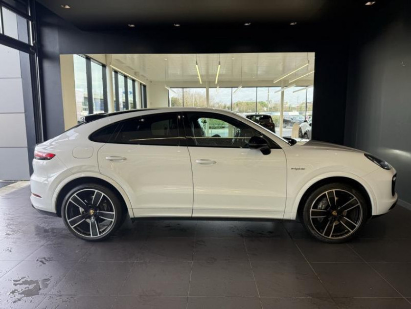 Porsche Cayenne Coupe 3.0 V6 462ch E-hybrid - Visuel #5