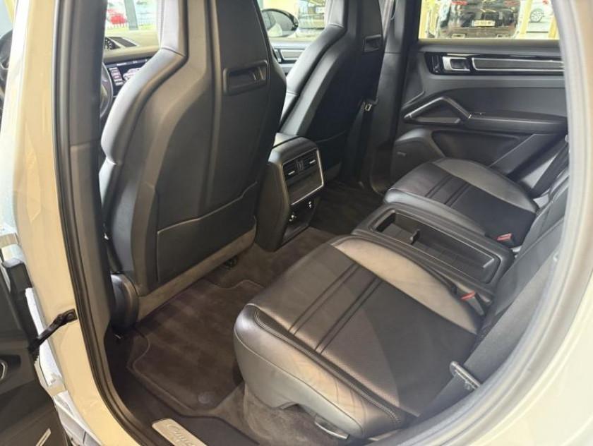 Porsche Cayenne Coupe 3.0 V6 462ch E-hybrid - Visuel #11