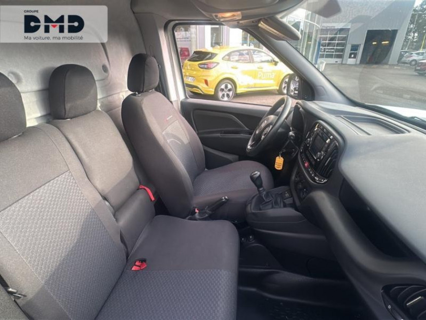 Fiat Doblo Cargo 1.3 Multijet 95ch Pack Professional Trio Nav E6 - Visuel #9