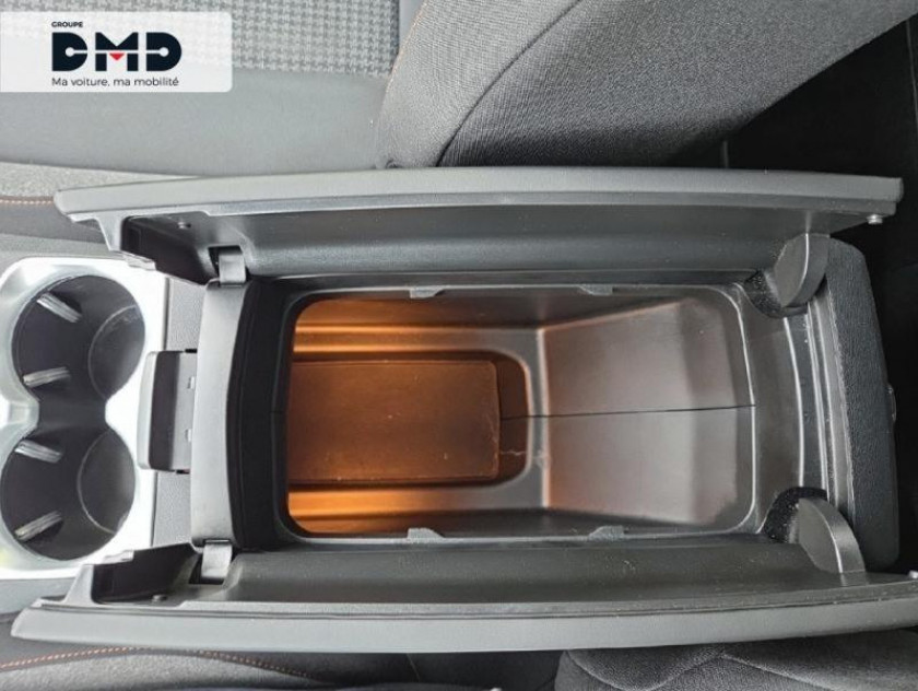 Peugeot 3008 1.5 Bluehdi 130ch E6.c Active S&s Eat8 - Visuel #17