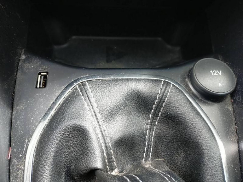 Ford Fiesta 1.0 Flexifuel 95ch Titanium Business 5p - Visuel #16