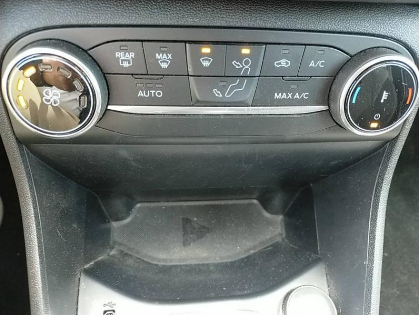 Ford Fiesta 1.0 Flexifuel 95ch Titanium Business 5p - Visuel #17
