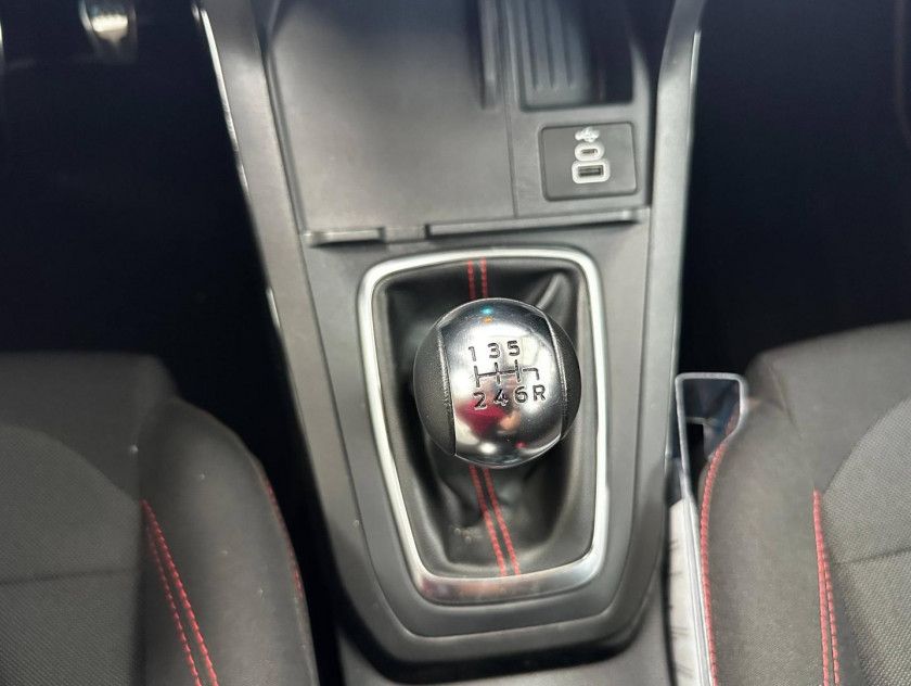 Ford Puma 1.0 Ecoboost Hybrid 125ch St-line X S&s - Visuel #17