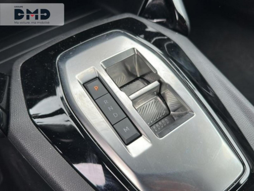 Peugeot 2008 1.2 Hybrid 145ch Style E-dcs6 - Visuel #8