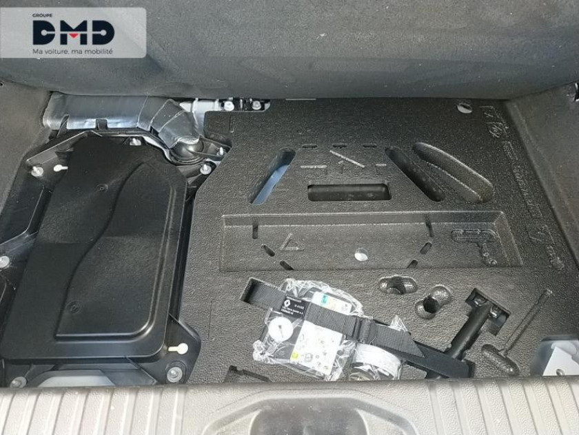 Renault Clio 1.6 E-tech Hybride 145ch Techno - Visuel #18