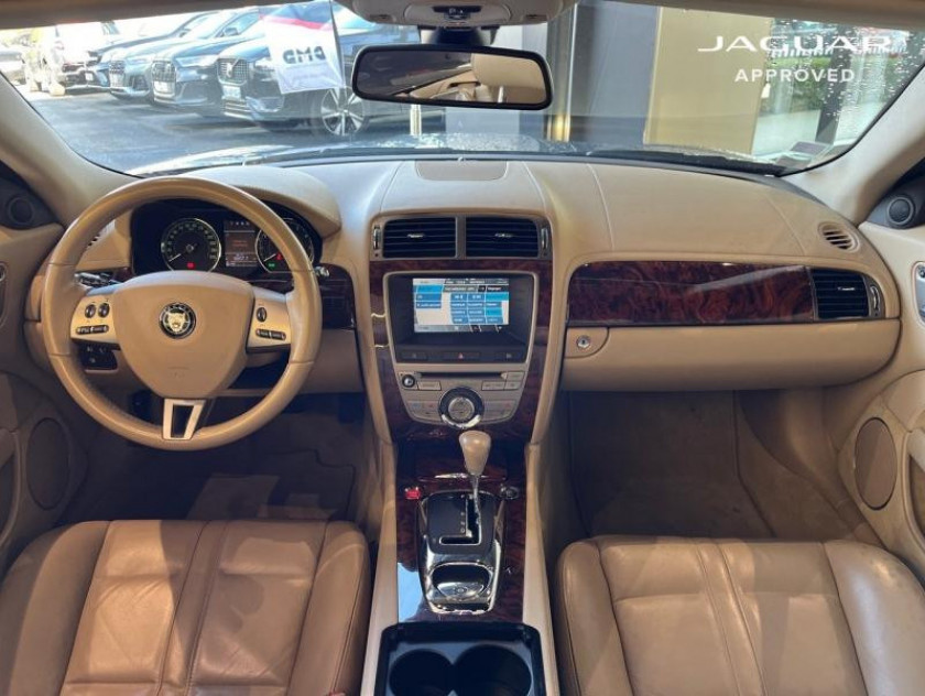 Jaguar Xk8 Cabriolet 3.5 V8 - Visuel #4