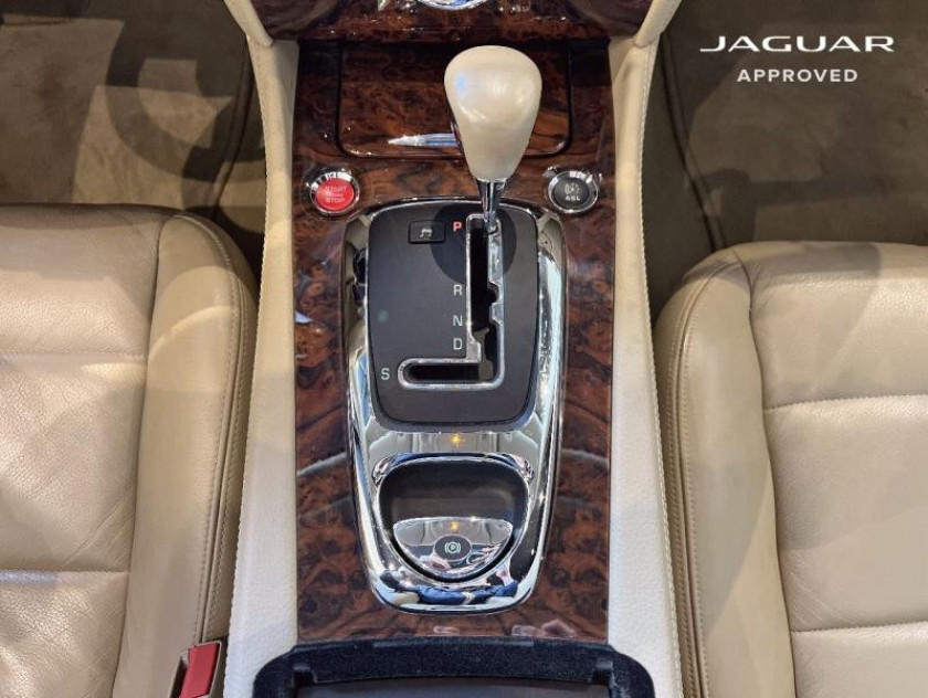Jaguar Xk8 Cabriolet 3.5 V8 - Visuel #14